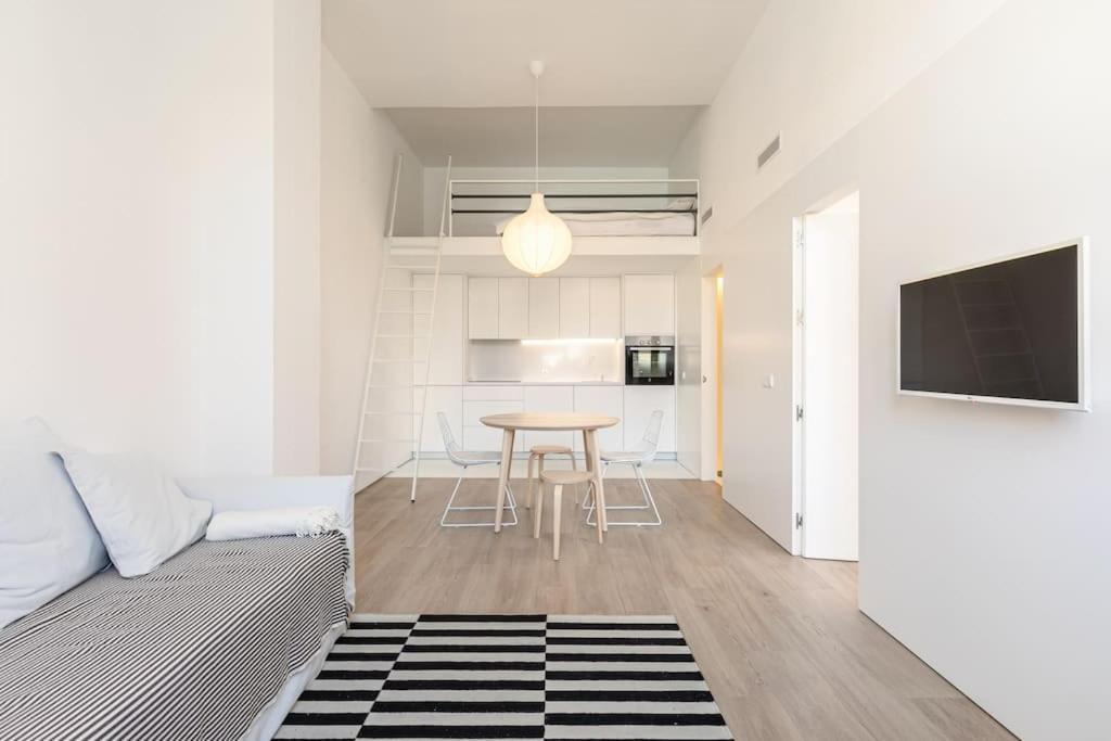 Moderno En El Corazon De Triana Apartment Севиля Екстериор снимка
